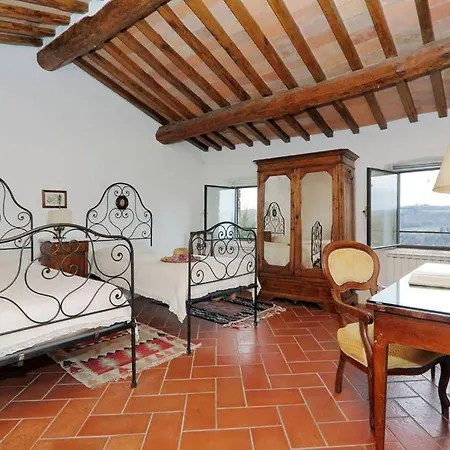 Apartment Sleeps 4 Pool Wifi Calzaiolo